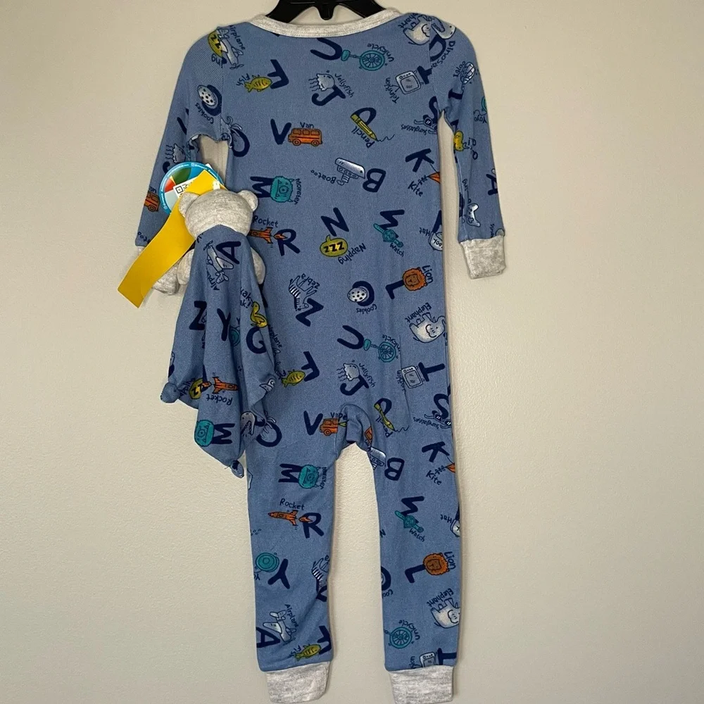 Sleep On It Alphabet Print Pajamas with Matching Lovey NWT